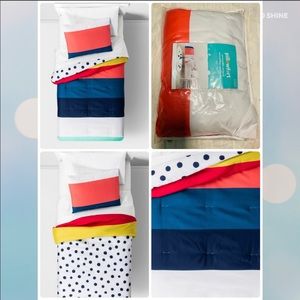 ⭐️New* PillowFort Reversible Toddler Comforter